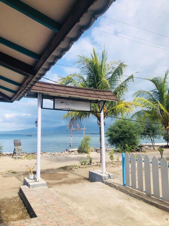Youpy Bungalows Gili Air Exteriör bild
