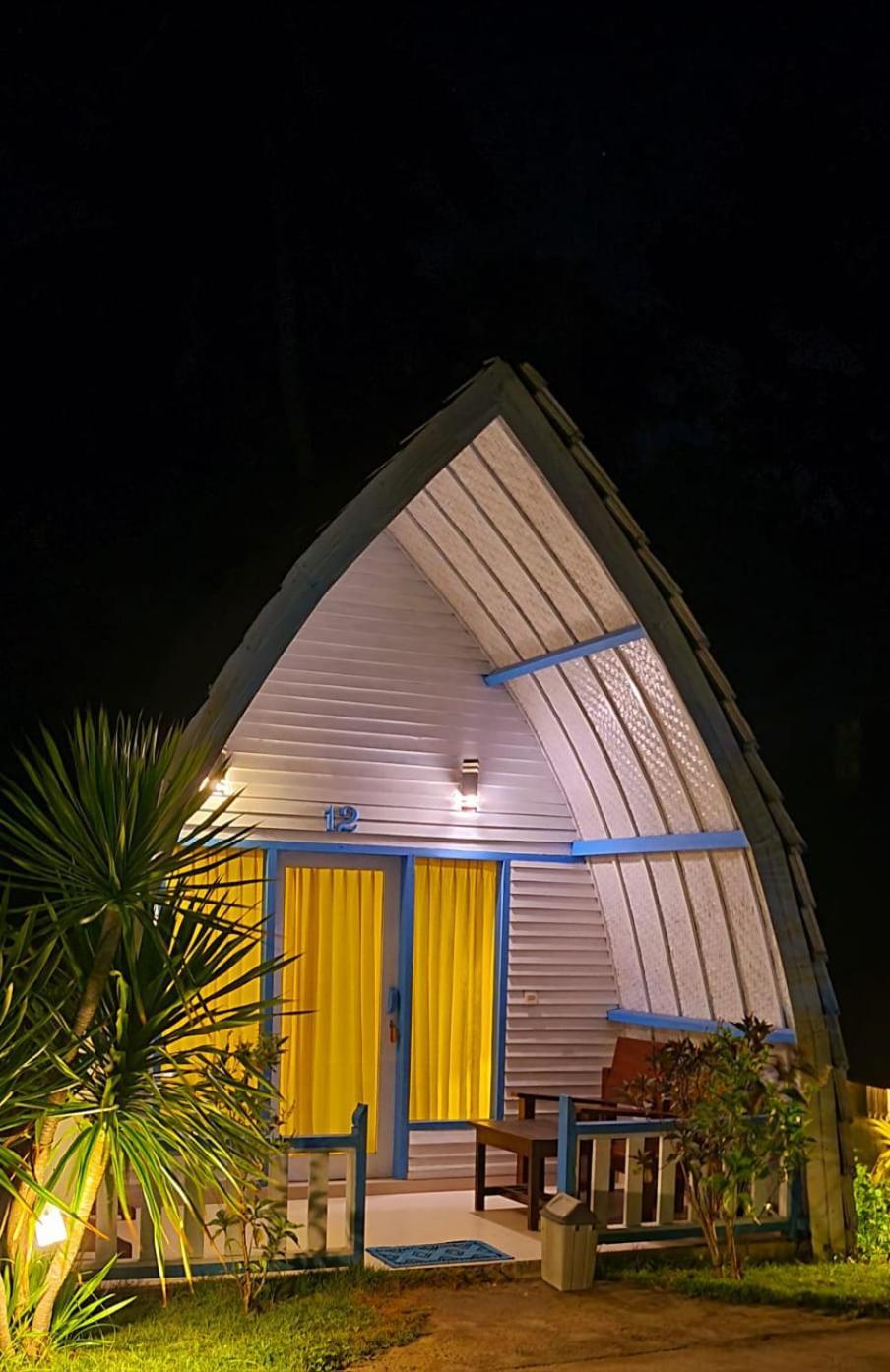 Youpy Bungalows Gili Air Rum bild