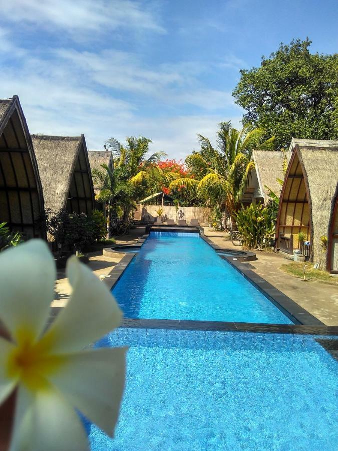 Youpy Bungalows Gili Air Exteriör bild