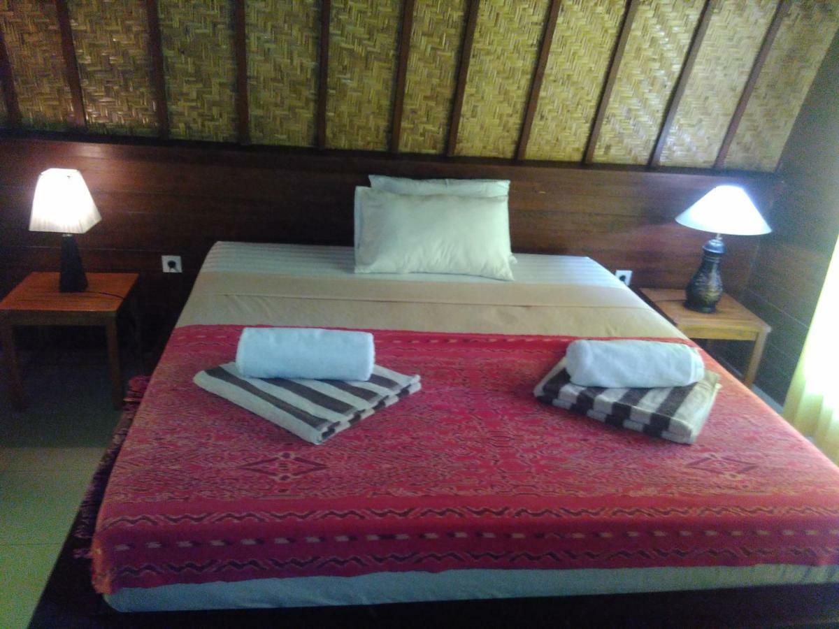 Youpy Bungalows Gili Air Exteriör bild