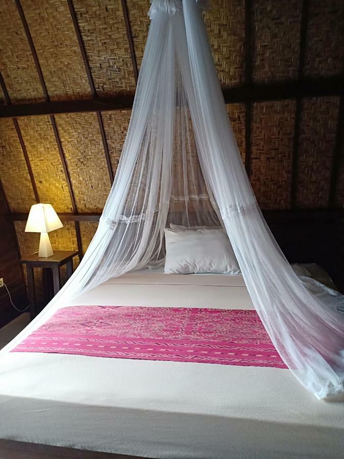Youpy Bungalows Gili Air Exteriör bild